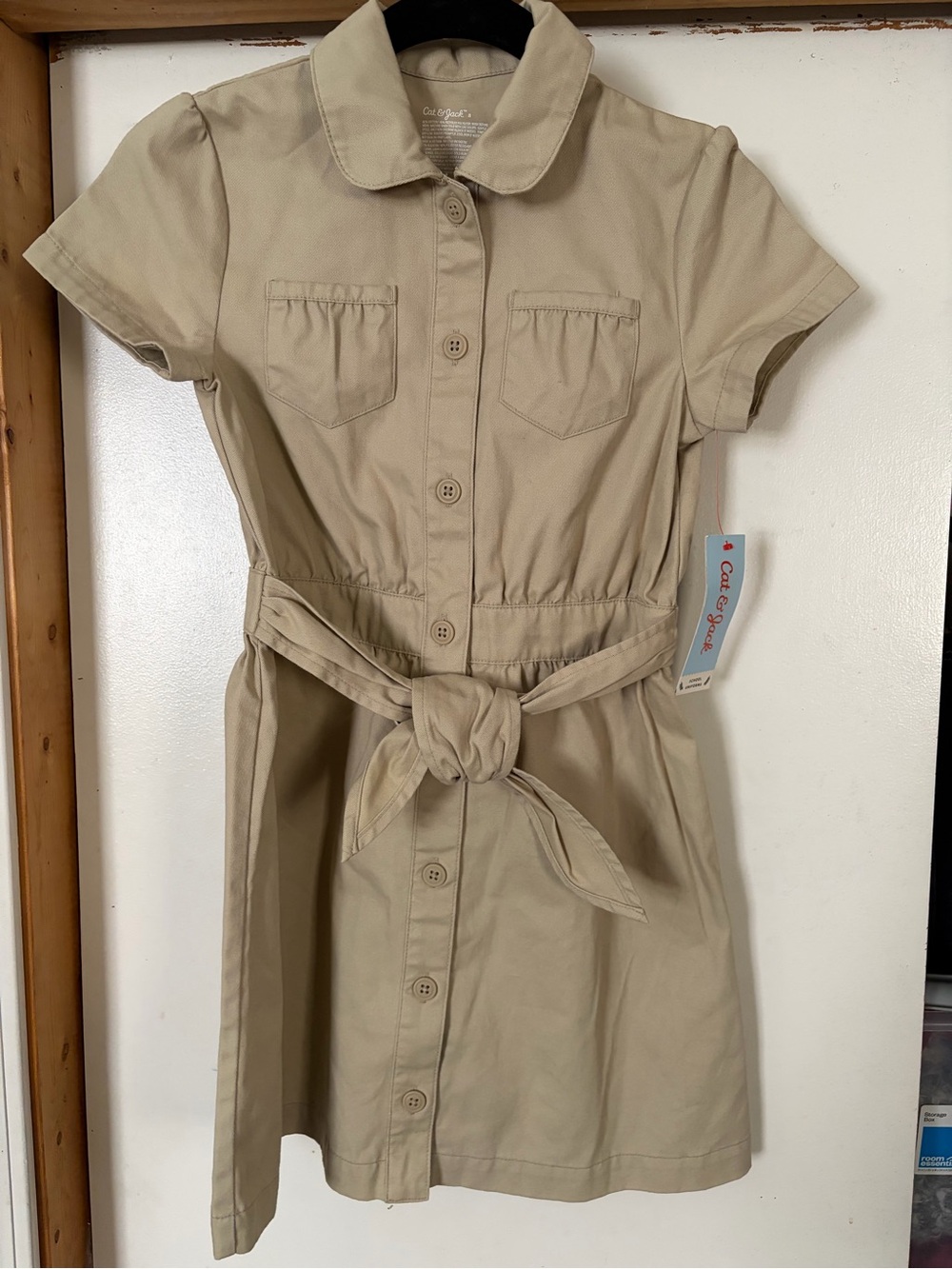 Girls' Short Sleeve Uniform Safari Dress - Cat &
Jack™ Khaki